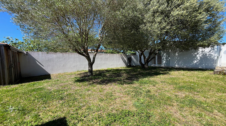 Ma-Cabane - Vente Maison LA BREE-LES-BAINS, 100 m²