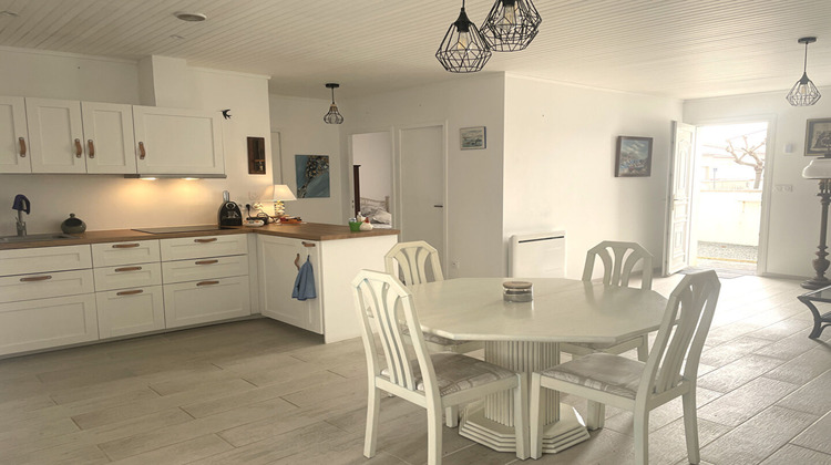 Ma-Cabane - Vente Maison LA BREE-LES-BAINS, 70 m²