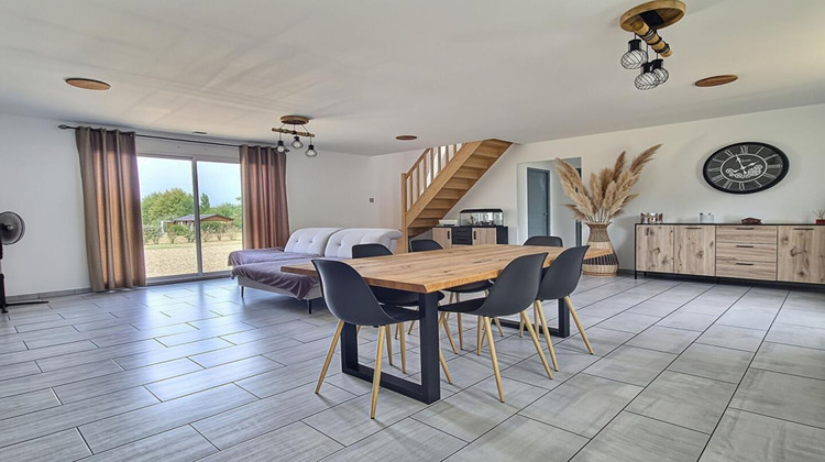 Ma-Cabane - Vente Maison LA BREILLE LES PINS, 90 m²