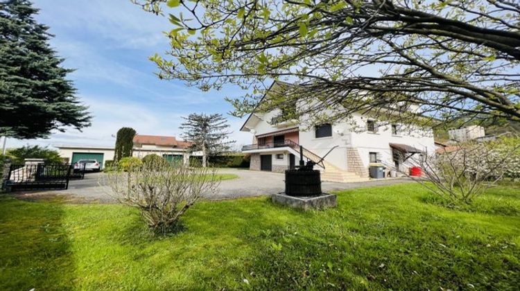 Ma-Cabane - Vente Maison La Buisse, 255 m²