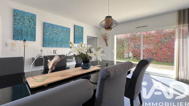 Ma-Cabane - Vente Maison La Buisse, 233 m²