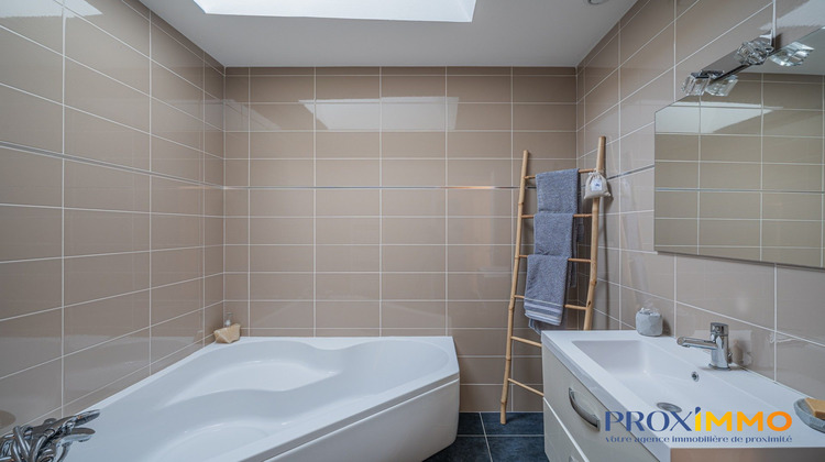 Ma-Cabane - Vente Maison La Buisse, 160 m²