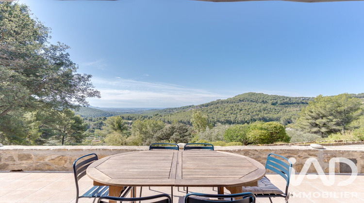Ma-Cabane - Vente Maison La Cadière-d'Azur, 213 m²