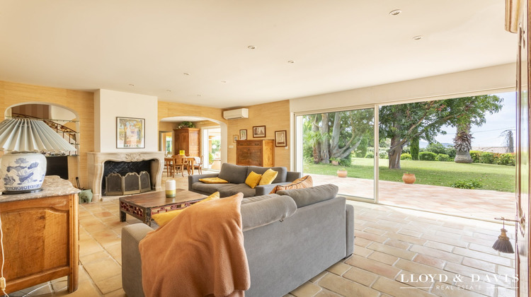 Ma-Cabane - Vente Maison La Cadière-d'Azur, 185 m²