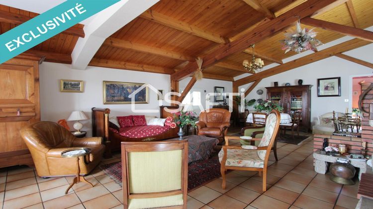 Ma-Cabane - Vente Maison La Caillere-Saint-Hilaire, 231 m²