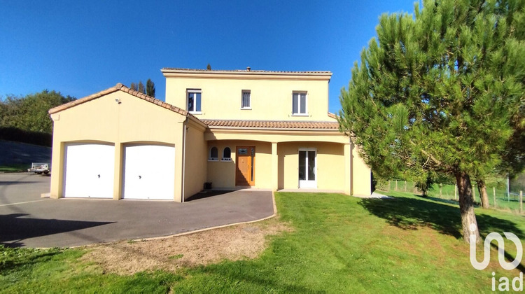 Ma-Cabane - Vente Maison La Caillère-Saint-Hilaire, 213 m²