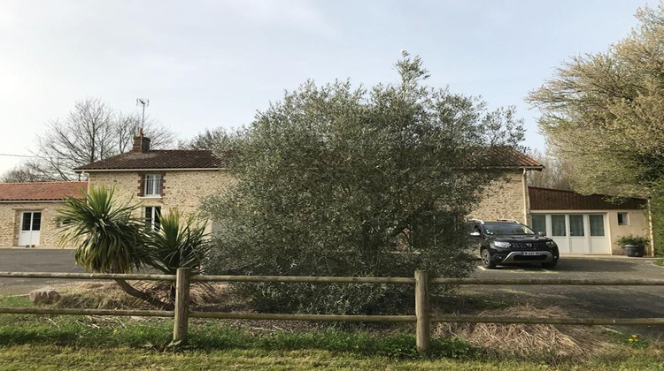 Ma-Cabane - Vente Maison LA CAILLERE SAINT HILAIRE, 296 m²