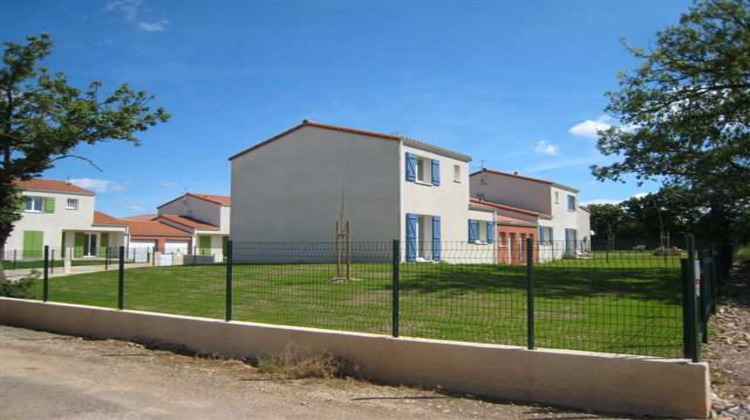 Ma-Cabane - Vente Maison LA CAVALERIE, 84 m²