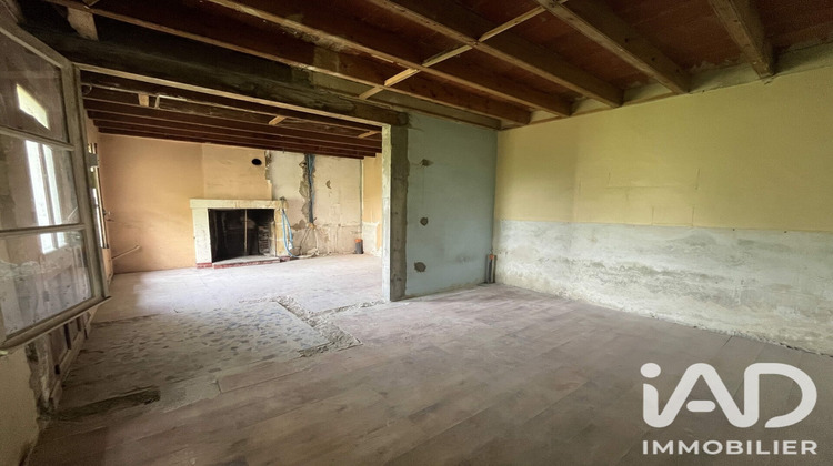 Ma-Cabane - Vente Maison La Celle-Guenand, 35 m²