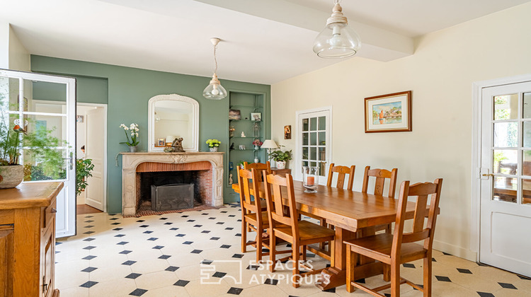 Ma-Cabane - Vente Maison LA CELLE-LES-BORDES, 312 m²