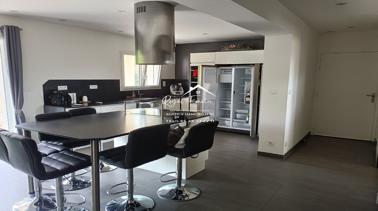 Ma-Cabane - Vente Maison La Celle-Saint-Avant, 152 m²