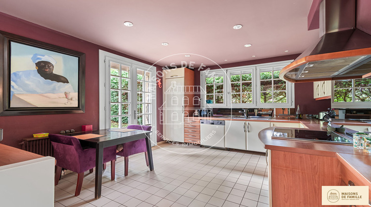 Ma-Cabane - Vente Maison LA CELLE-SAINT-CLOUD, 275 m²