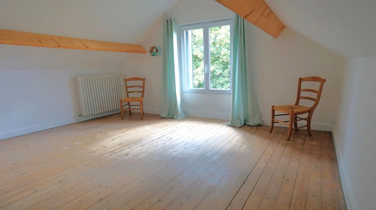 Ma-Cabane - Vente Maison LA CELLE-SAINT-CYR, 201 m²