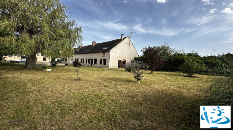 Ma-Cabane - Vente Maison La Celle-Saint-Cyr, 290 m²