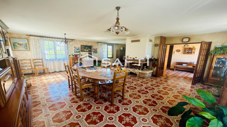 Ma-Cabane - Vente Maison La Celle-Saint-Cyr, 101 m²