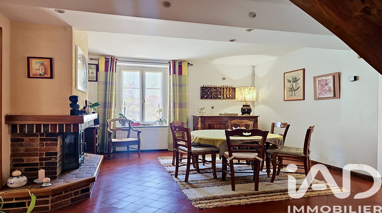 Ma-Cabane - Vente Maison La Celle-Saint-Cyr, 215 m²