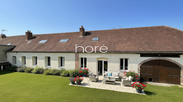 Ma-Cabane - Vente Maison La Celle-Saint-Cyr, 255 m²