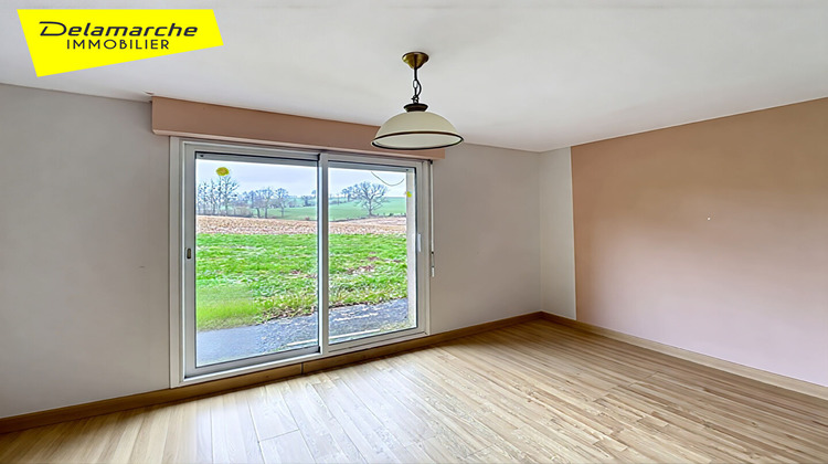 Ma-Cabane - Vente Maison LA CHAISE-BAUDOUIN, 244 m²