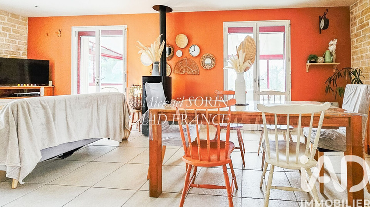 Ma-Cabane - Vente Maison La Chaize le Vicomte, 200 m²