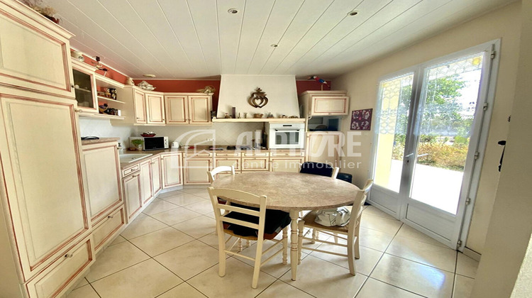 Ma-Cabane - Vente Maison LA CHAIZE-LE-VICOMTE, 128 m²