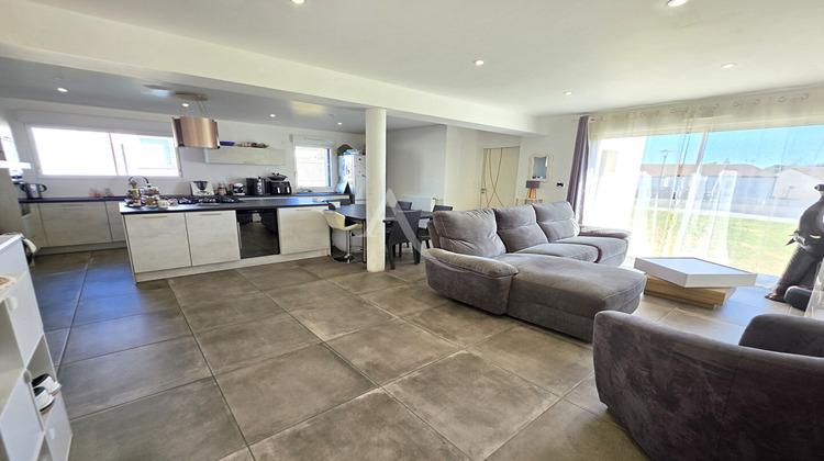 Ma-Cabane - Vente Maison LA CHAPELLE-ACHARD, 103 m²