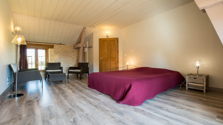 Ma-Cabane - Vente Maison LA CHAPELLE-AUBAREIL, 202 m²