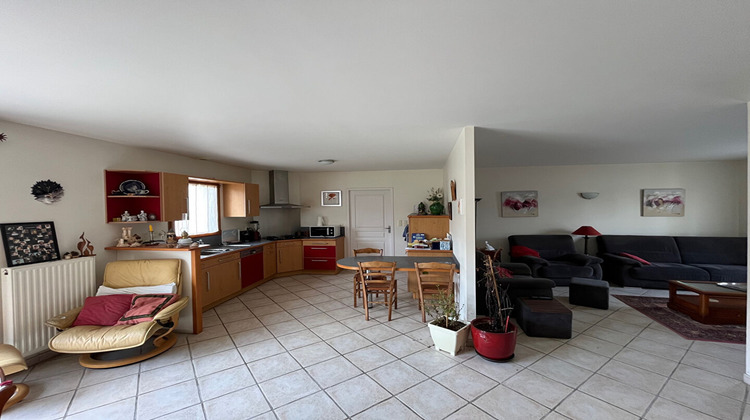 Ma-Cabane - Vente Maison LA CHAPELLE-BASSE-MER, 115 m²