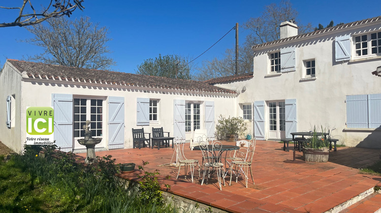 Ma-Cabane - Vente Maison LA CHAPELLE-BASSE-MER, 204 m²
