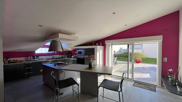 Ma-Cabane - Vente Maison LA CHAPELLE-BASSE-MER, 142 m²