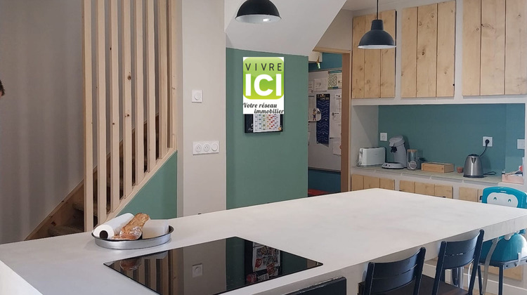 Ma-Cabane - Vente Maison LA CHAPELLE-BASSE-MER, 197 m²