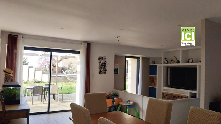 Ma-Cabane - Vente Maison LA CHAPELLE-BASSE-MER, 197 m²