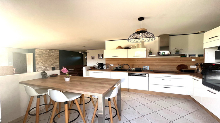 Ma-Cabane - Vente Maison LA CHAPELLE-BASSE-MER, 135 m²