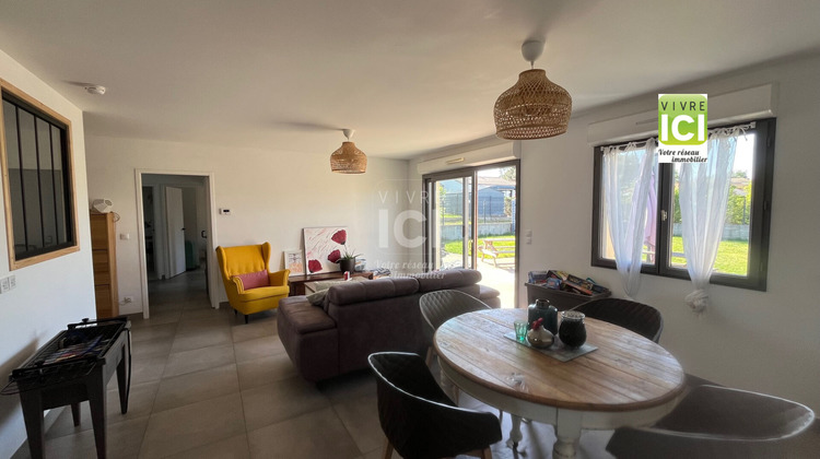 Ma-Cabane - Vente Maison LA CHAPELLE-BASSE-MER, 98 m²