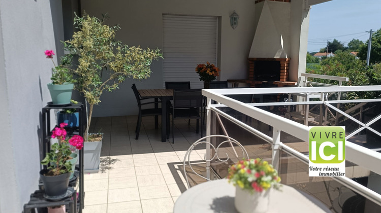 Ma-Cabane - Vente Maison LA CHAPELLE-BASSE-MER, 206 m²