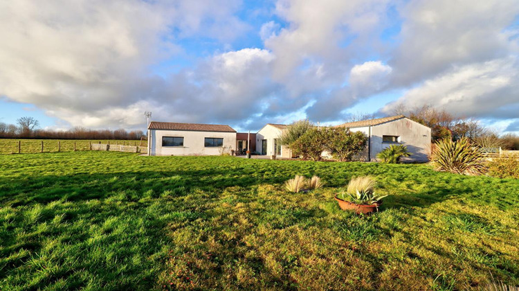 Ma-Cabane - Vente Maison LA CHAPELLE BATON, 167 m²