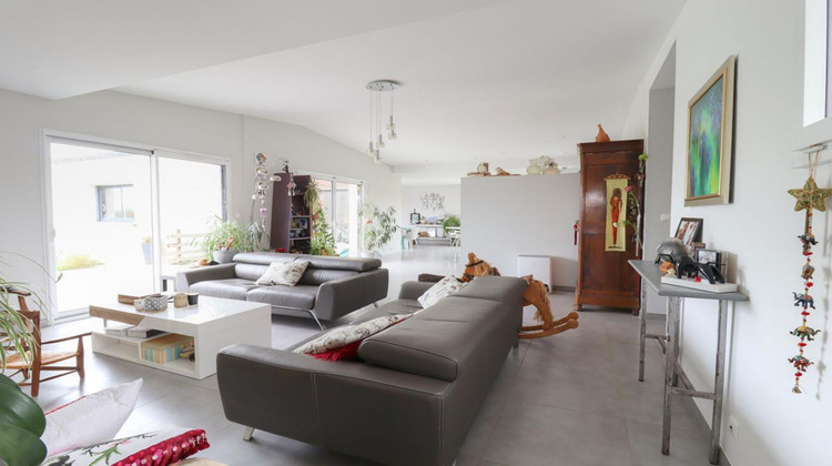 Ma-Cabane - Vente Maison LA CHAPELLE BATON, 167 m²