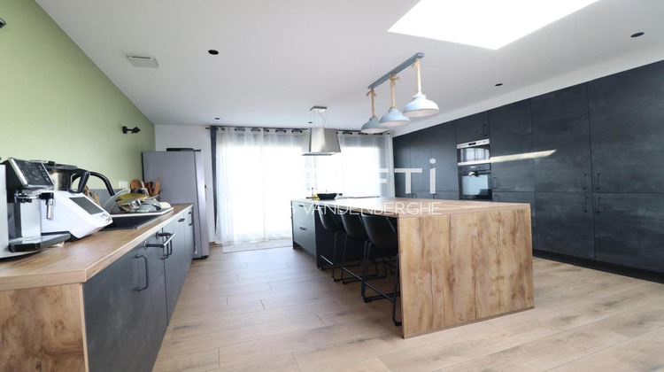 Ma-Cabane - Vente Maison La Chapelle-d'Armentieres, 134 m²