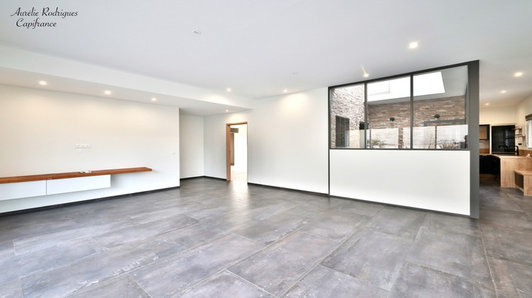 Ma-Cabane - Vente Maison LA CHAPELLE DE GUINCHAY, 147 m²