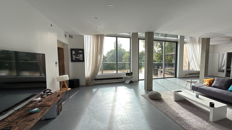 Ma-Cabane - Vente Maison LA CHAPELLE-DE-GUINCHAY, 578 m²