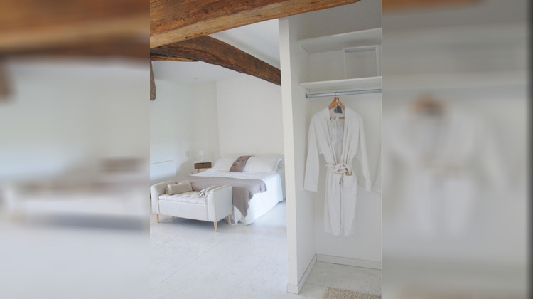 Ma-Cabane - Vente Maison LA CHAPELLE-DE-GUINCHAY, 578 m²