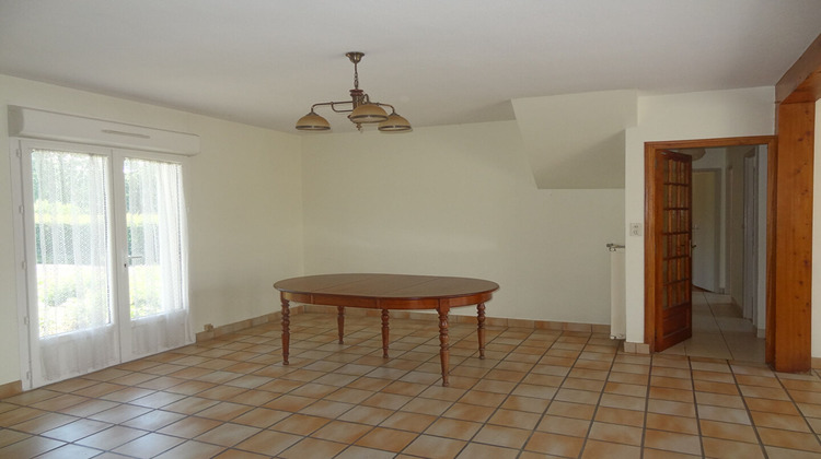 Ma-Cabane - Vente Maison LA CHAPELLE-DES-FOUGERETZ, 114 m²