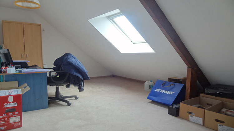 Ma-Cabane - Vente Maison LA CHAPELLE-DES-FOUGERETZ, 103 m²