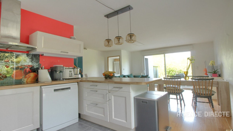 Ma-Cabane - Vente Maison LA CHAPELLE-DES-FOUGERETZ, 105 m²