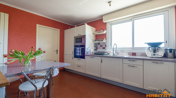 Ma-Cabane - Vente Maison LA CHAPELLE-DES-FOUGERETZ, 190 m²
