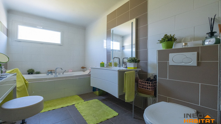 Ma-Cabane - Vente Maison LA CHAPELLE-DES-FOUGERETZ, 190 m²