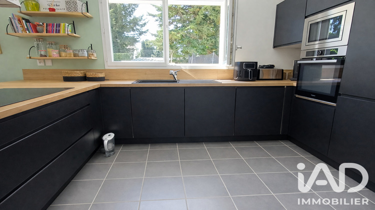 Ma-Cabane - Vente Maison La Chapelle-du-Bois-des-Faulx, 101 m²