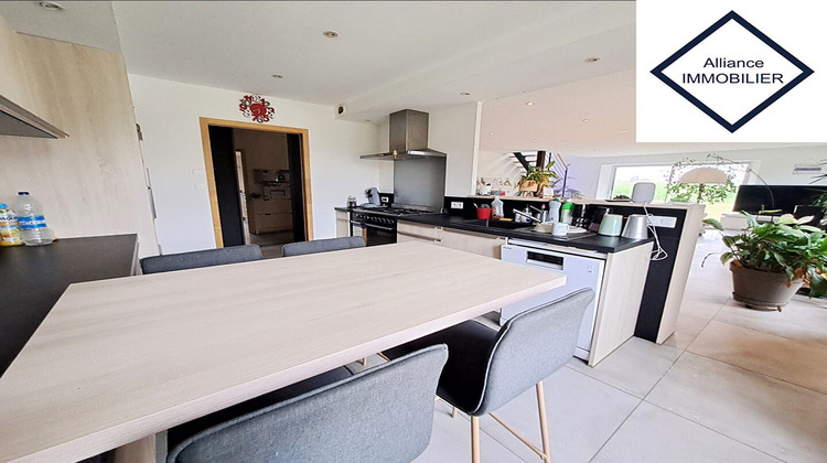 Ma-Cabane - Vente Maison La Chapelle du Lou du Lac, 290 m²