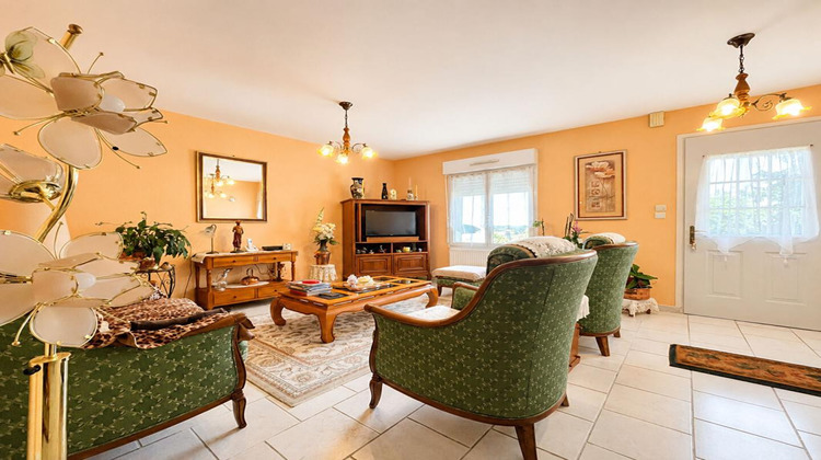 Ma-Cabane - Vente Maison LA CHAPELLE MONTMARTIN, 79 m²