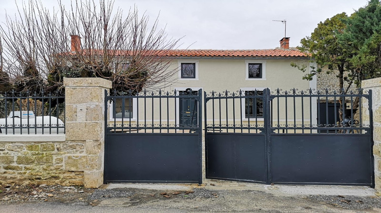 Ma-Cabane - Vente Maison La Chapelle-Pouilloux, 175 m²