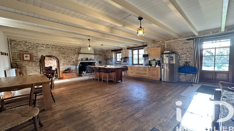 Ma-Cabane - Vente Maison La Chapelle-Pouilloux, 202 m²